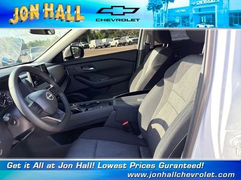 Used 2026 Nissan Rogue SV image 19