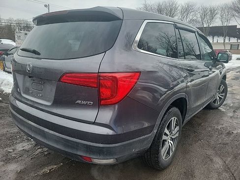 Used 2018 Honda Pilot EX image 4