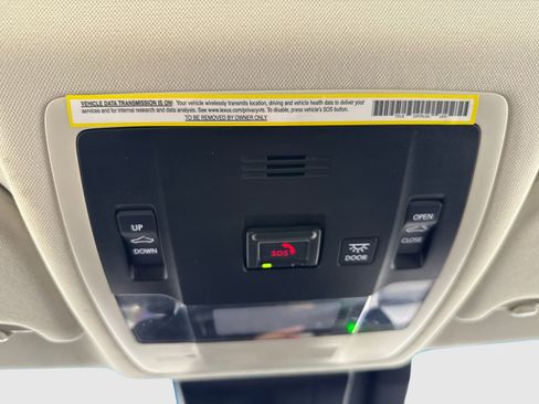 Used 2022 Lexus ES 300h w/ Premium Package FWD image 34
