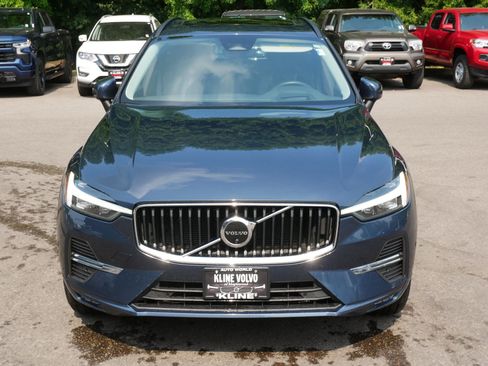 Used 2022 Volvo XC60 B5 Momentum AWD/4WD image 8