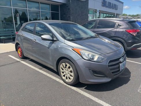 Used 2016 Hyundai Elantra GT FWD image 8