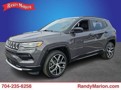 Used 2024 Jeep Compass Limited w/ Elite Group image 1