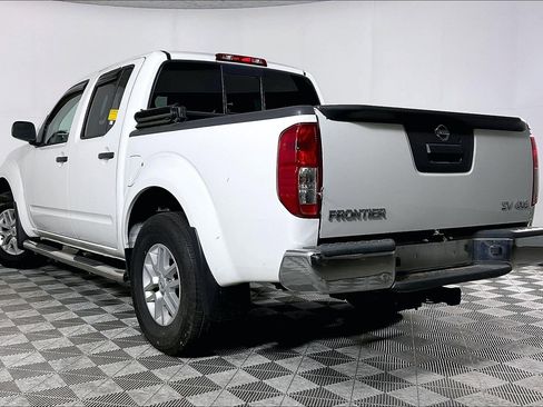Used 2019 Nissan Frontier SV AWD/4WD image 4