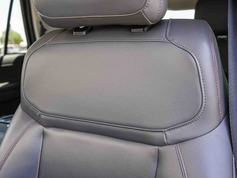 Certified 2025 Ford Expedition Active AWD/4WD image 30