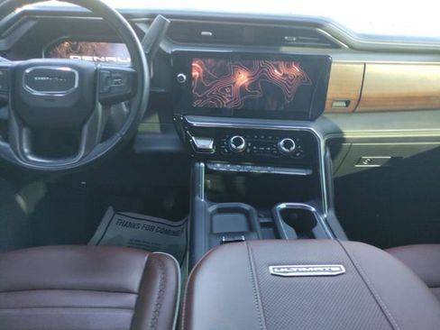 Used 2024 GMC Sierra 3500 Denali Ultimate image 10