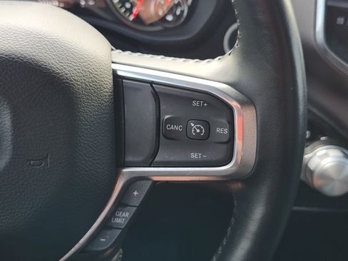 Used 2023 RAM 1500 Laramie AWD/4WD image 32