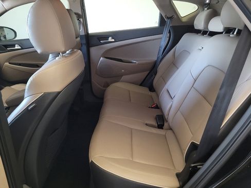 Used 2020 Hyundai Tucson Limited FWD image 18