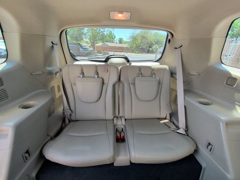 Used 2012 Toyota Highlander Limited w/ Tow Pkg AWD/4WD image 12