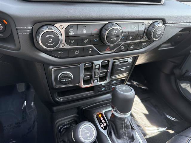 New 2026 Jeep Gladiator Sport AWD/4WD image 9