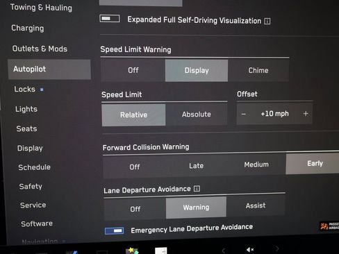 Used 2024 Tesla Cybertruck Cyberbeast image 33