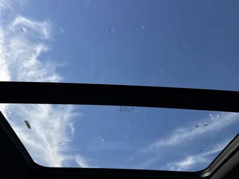 Used 2024 Chevrolet Tahoe RST w/ Luxury Package image 29