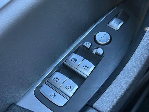 Used 2024 BMW X3 xDrive30i w/ Premium Package image 22