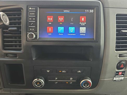 Used 2020 Nissan NV 2500 SV image 13