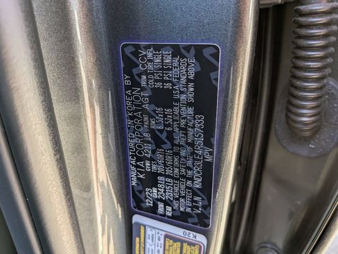 Certified 2024 Kia Niro EX FWD image 36