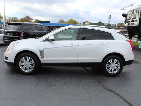 Used 2013 Cadillac SRX Luxury w/ Driver Awareness Package image 8