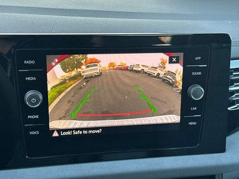 New 2026 Volkswagen Jetta SE image 18