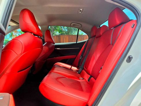 Used 2021 Toyota Camry XSE FWD image 6