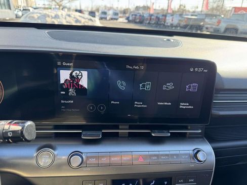 Used 2024 Hyundai Kona SEL image 22