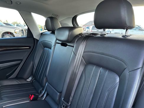 Used 2019 Audi Q5 2.0T Premium Plus w/ Premium Plus Package image 30