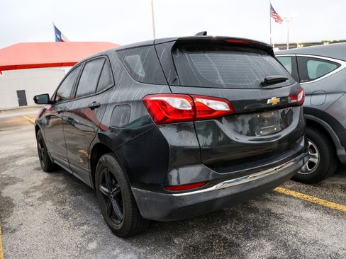 Used 2018 Chevrolet Equinox LS FWD image 5