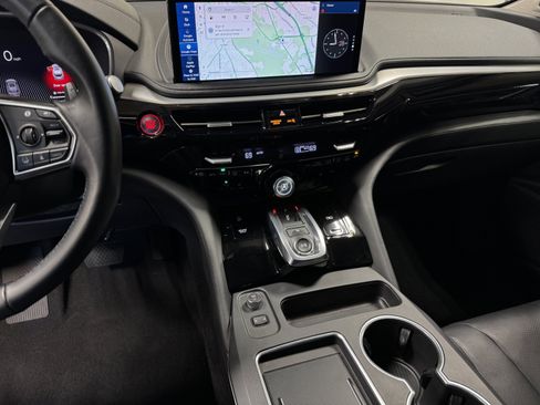 Used 2026 Acura MDX w/ Technology Package FWD image 26