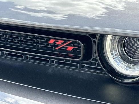 Used 2022 Dodge Challenger R/T Scat Pack RWD image 10