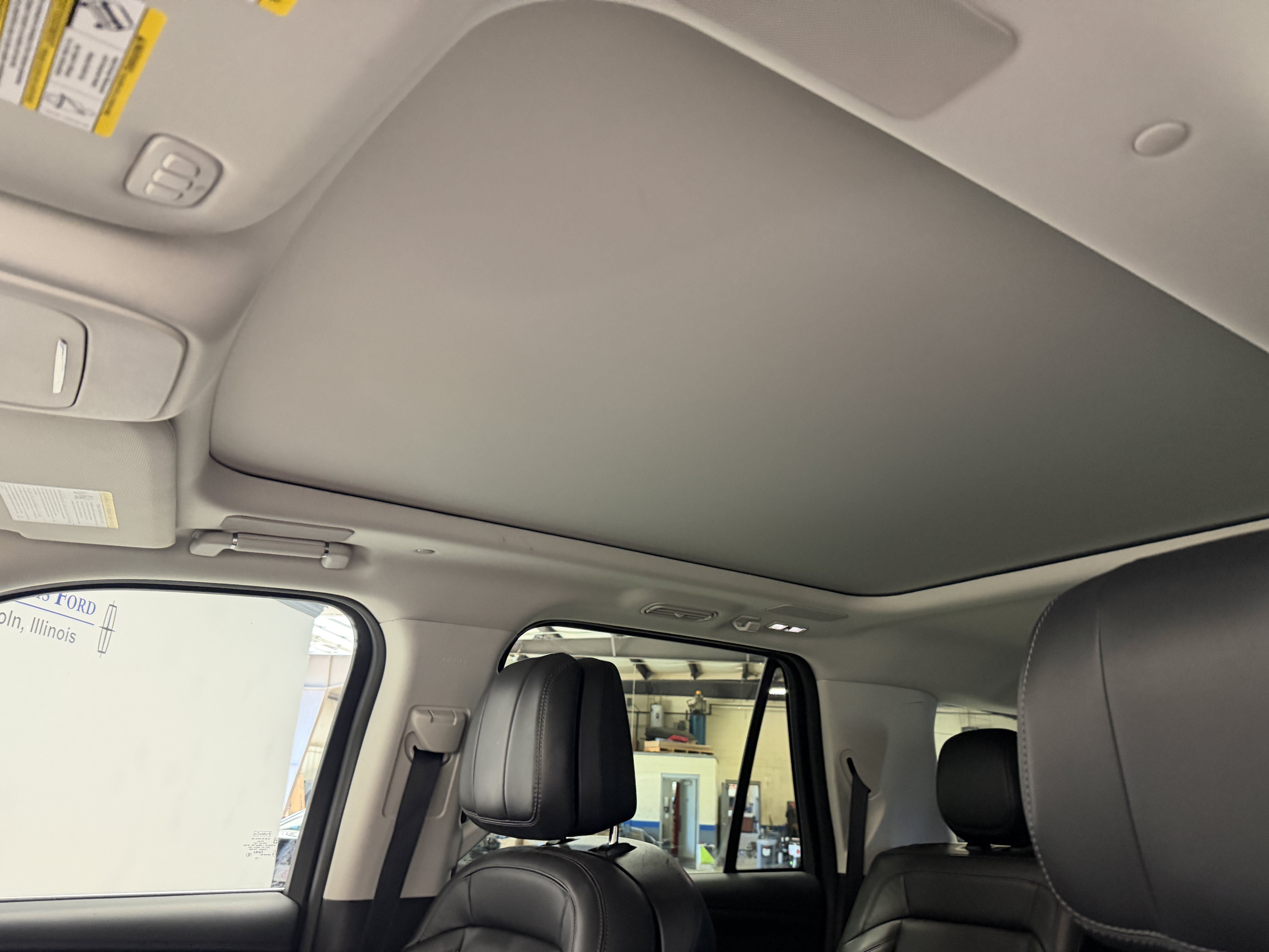 Used 2025 Lincoln Navigator L Reserve AWD/4WD image 5