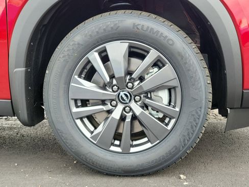 New 2026 Nissan Pathfinder SV w/ Cargo Package AWD/4WD image 5