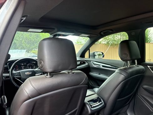 Used 2022 Cadillac XT6 Premium Luxury AWD/4WD image 23