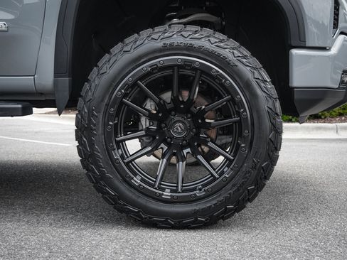 Used 2024 GMC Sierra 1500 Elevation AWD/4WD image 13
