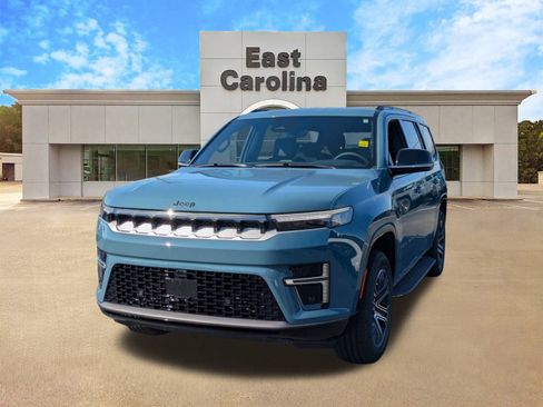 New 2026 Jeep Grand Wagoneer 4WD image 7