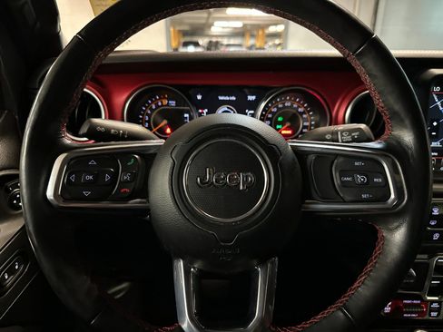 Certified 2023 Jeep Gladiator Rubicon w/ LED Lighting Group AWD/4WD image 22