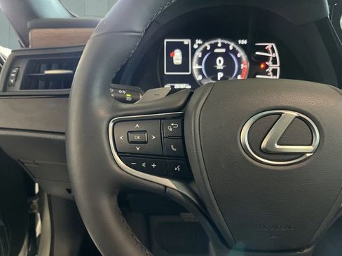 Certified 2023 Lexus ES 350 w/ Premium Package image 15