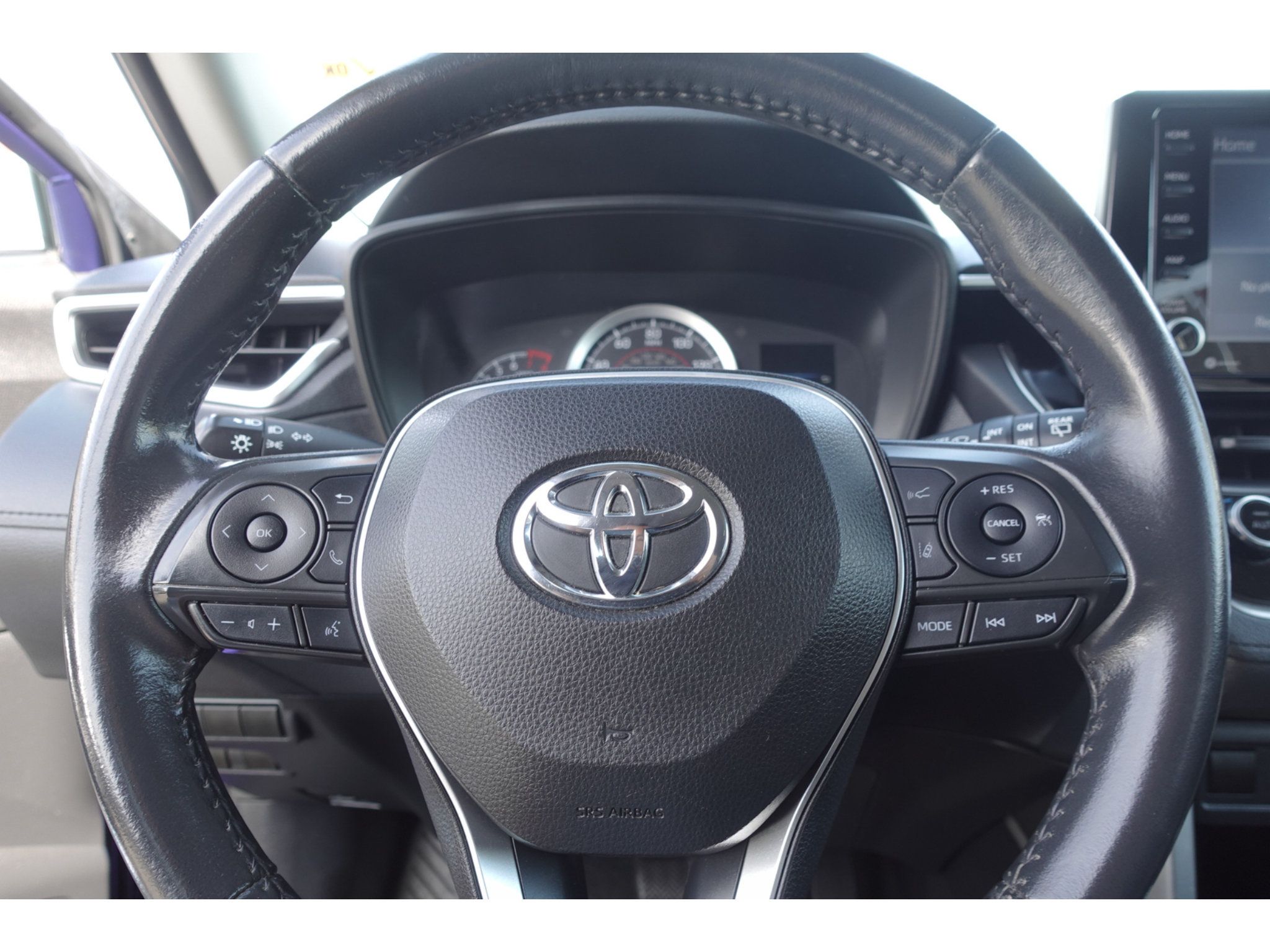 Used 2022 Toyota Corolla Cross LE AWD/4WD image 12
