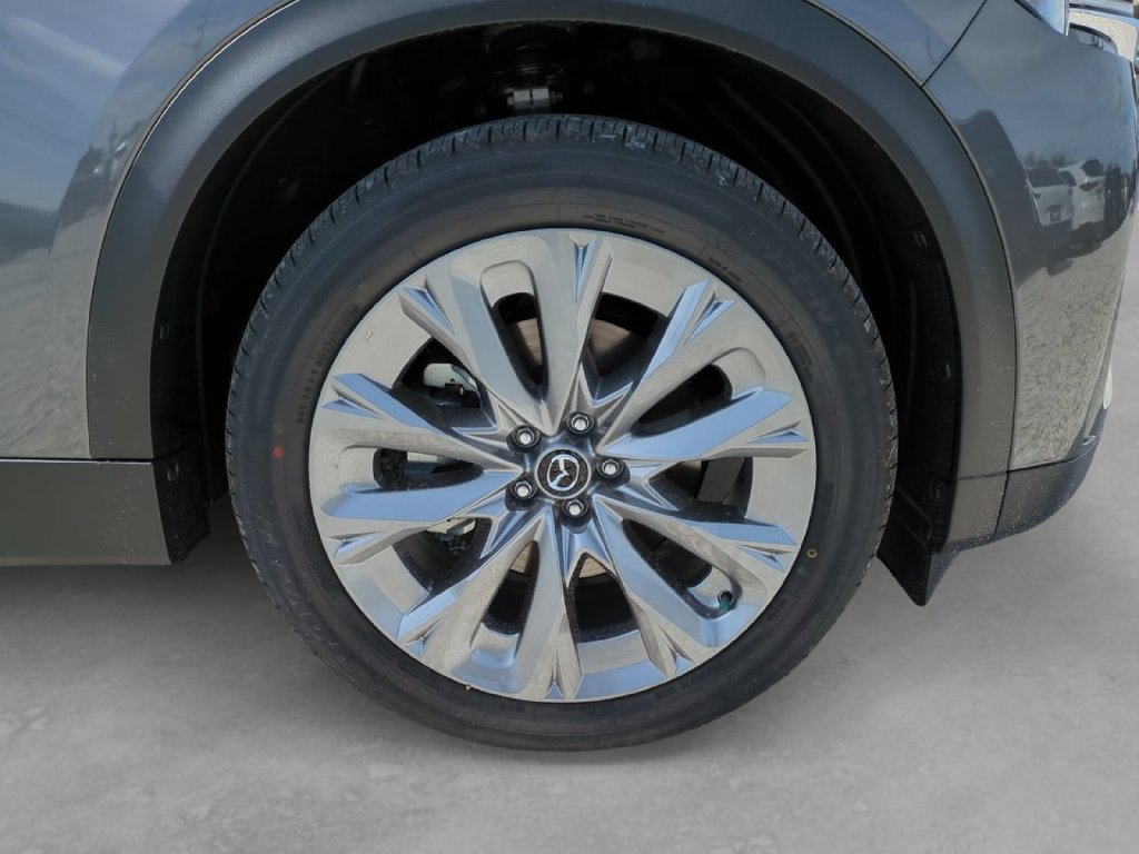 Used 2026 MAZDA CX-90 3.3 Turbo w/ Preferred Package AWD/4WD image 11