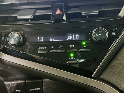 Used 2023 Toyota Camry LE image 22