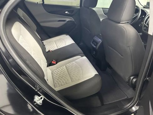 Used 2020 Chevrolet Equinox LS AWD/4WD image 14