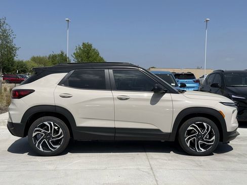 New 2026 Chevrolet TrailBlazer RS w/ Convenience Package image 3