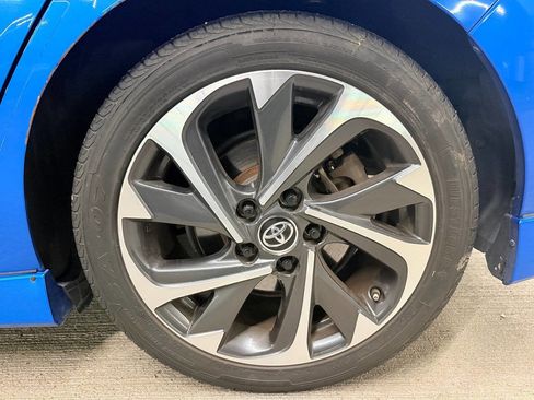 Used 2018 Toyota Corolla iM w/ Carpet Mat Package (TMS) image 25