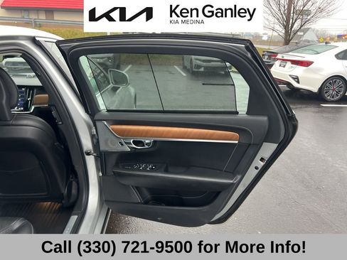Used 2018 Volvo S90 T6 Inscription w/ Convenience Package image 53