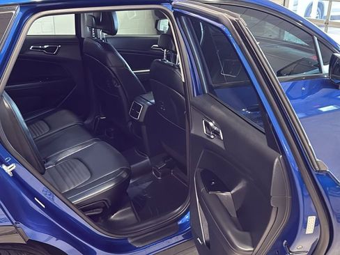 Used 2023 Kia Sportage SX image 14