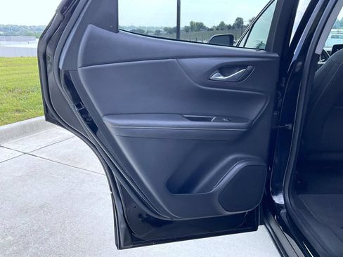 Used 2025 Chevrolet Blazer LT AWD/4WD image 18