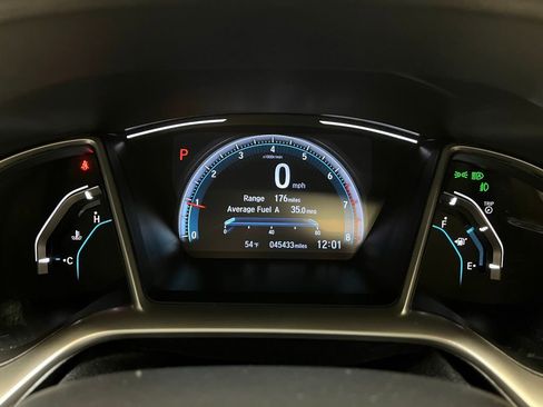 Used 2021 Honda Civic Touring image 5