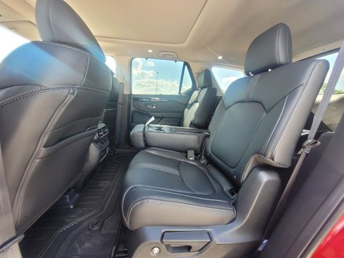 Certified 2025 Honda Pilot Touring image 15