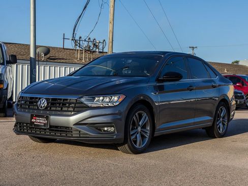 Used 2020 Volkswagen Jetta R-Line FWD image 57