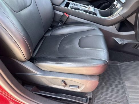 Used 2022 Ford Edge Titanium w/ Equipment Group 301A image 20