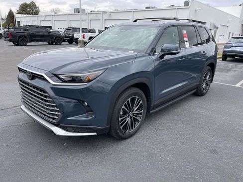 New 2026 Toyota Grand Highlander AWD Hybrid image 5