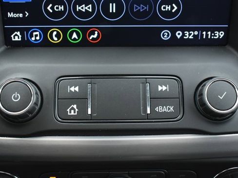 Used 2020 GMC Acadia AT4 image 28