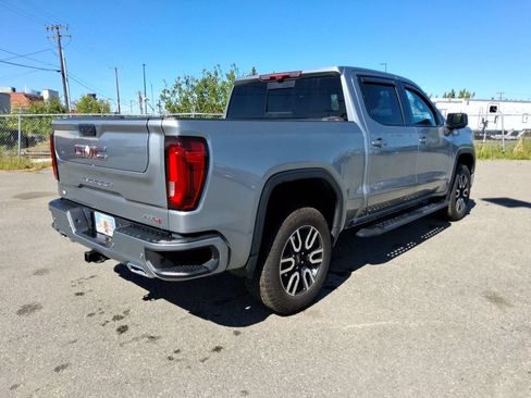 Used 2023 GMC Sierra 1500 AT4 w/ Technology Package AWD/4WD image 8