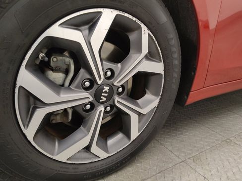 Used 2020 Kia Forte LXS image 31